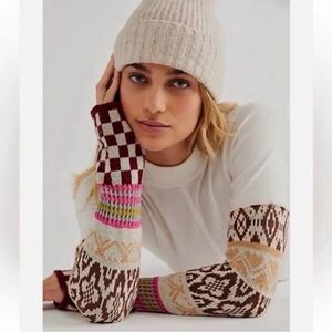 NWOT We The Free Gorgeous Cuff Thermal Top